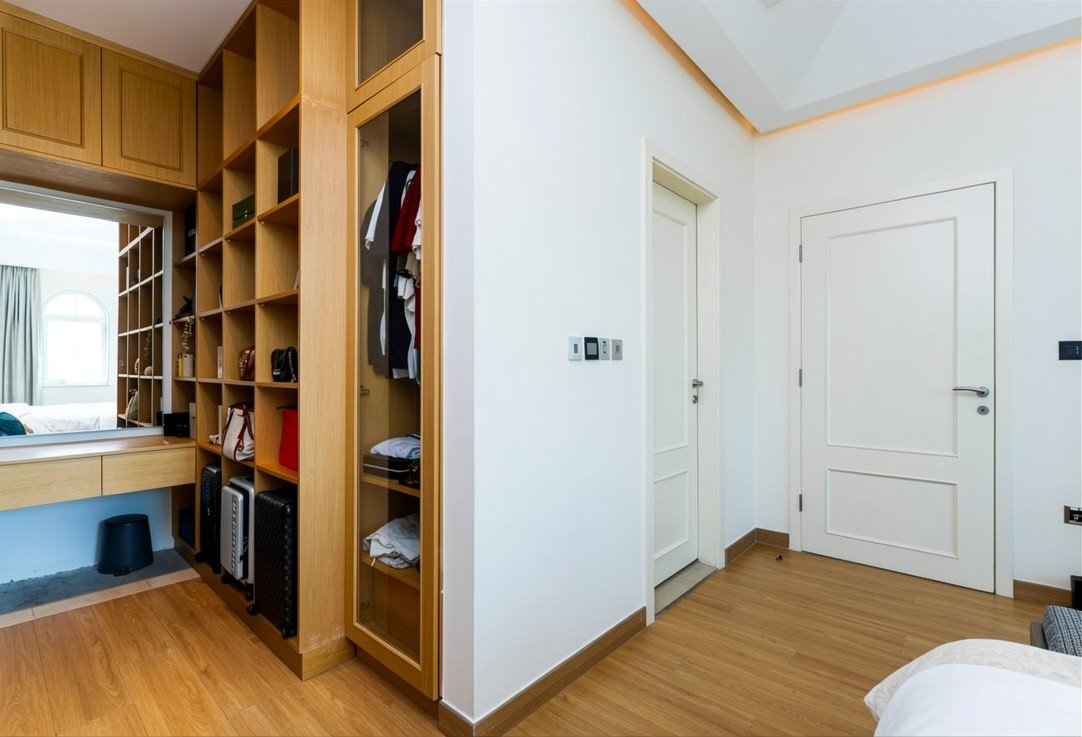 FULLY RENOVATED 3BR VILLA | DISTRICT 5, JUMEIRAH PARK presentation photo 8