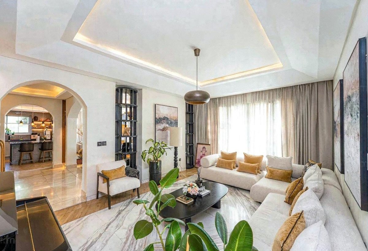 FULLY RENOVATED 3BR VILLA | DISTRICT 5, JUMEIRAH PARK presentation photo 5