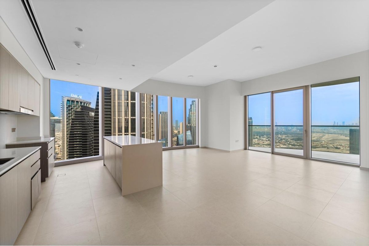 Grande | 3BR High-Floor Residence | Full Burj Khalifa View presentation photo 5