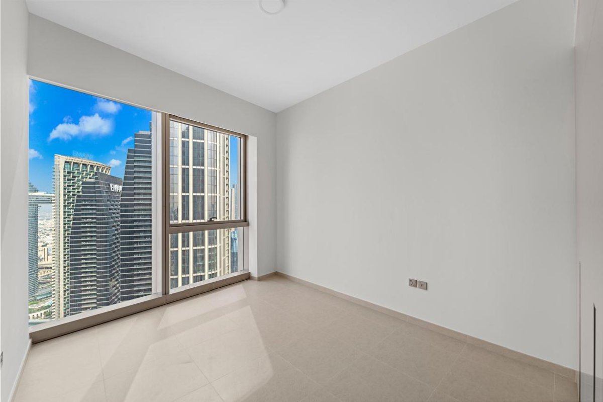 Grande | 3BR High-Floor Residence | Full Burj Khalifa View presentation photo 10