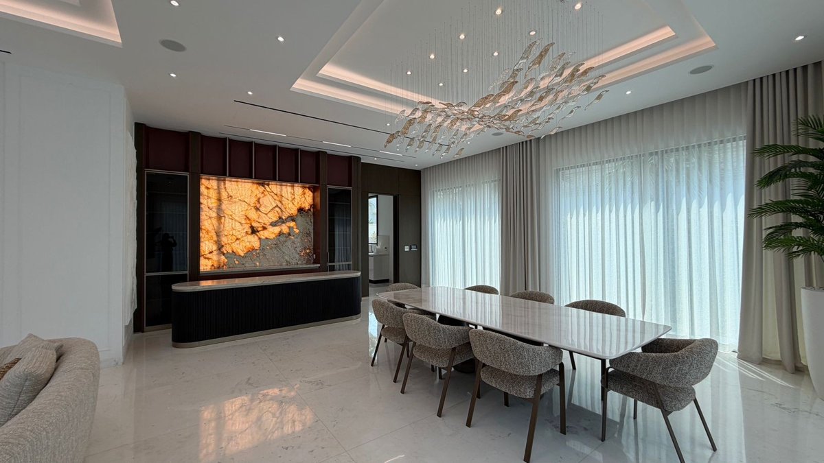 7-BR IN PARKWAYS presentation photo 5