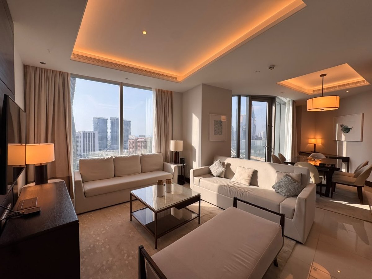 3-Bedroom + Maid's Residence in Address Sky View Tower 1 presentation photo 4