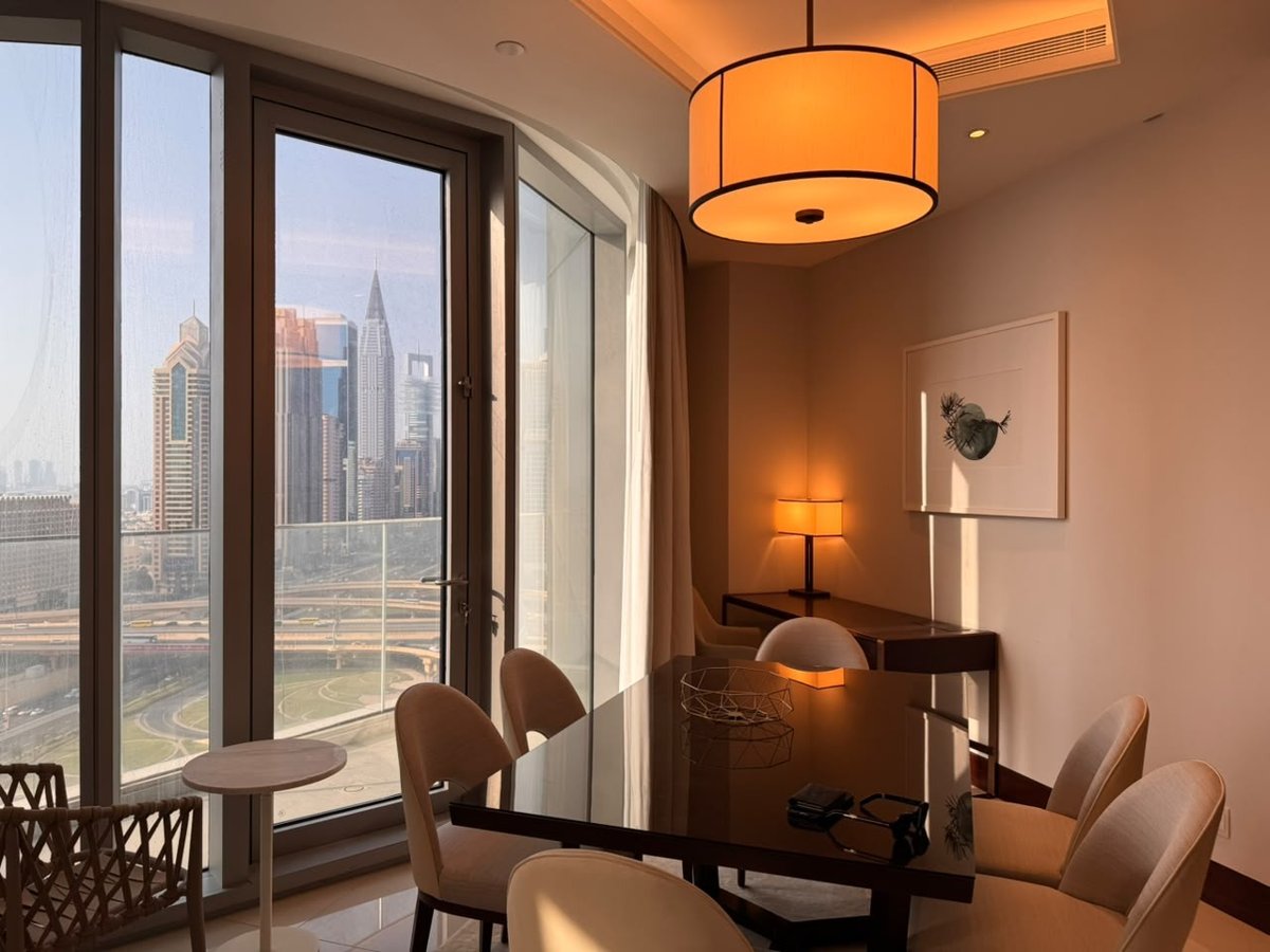 3-Bedroom + Maid's Residence in Address Sky View Tower 1 presentation photo 6