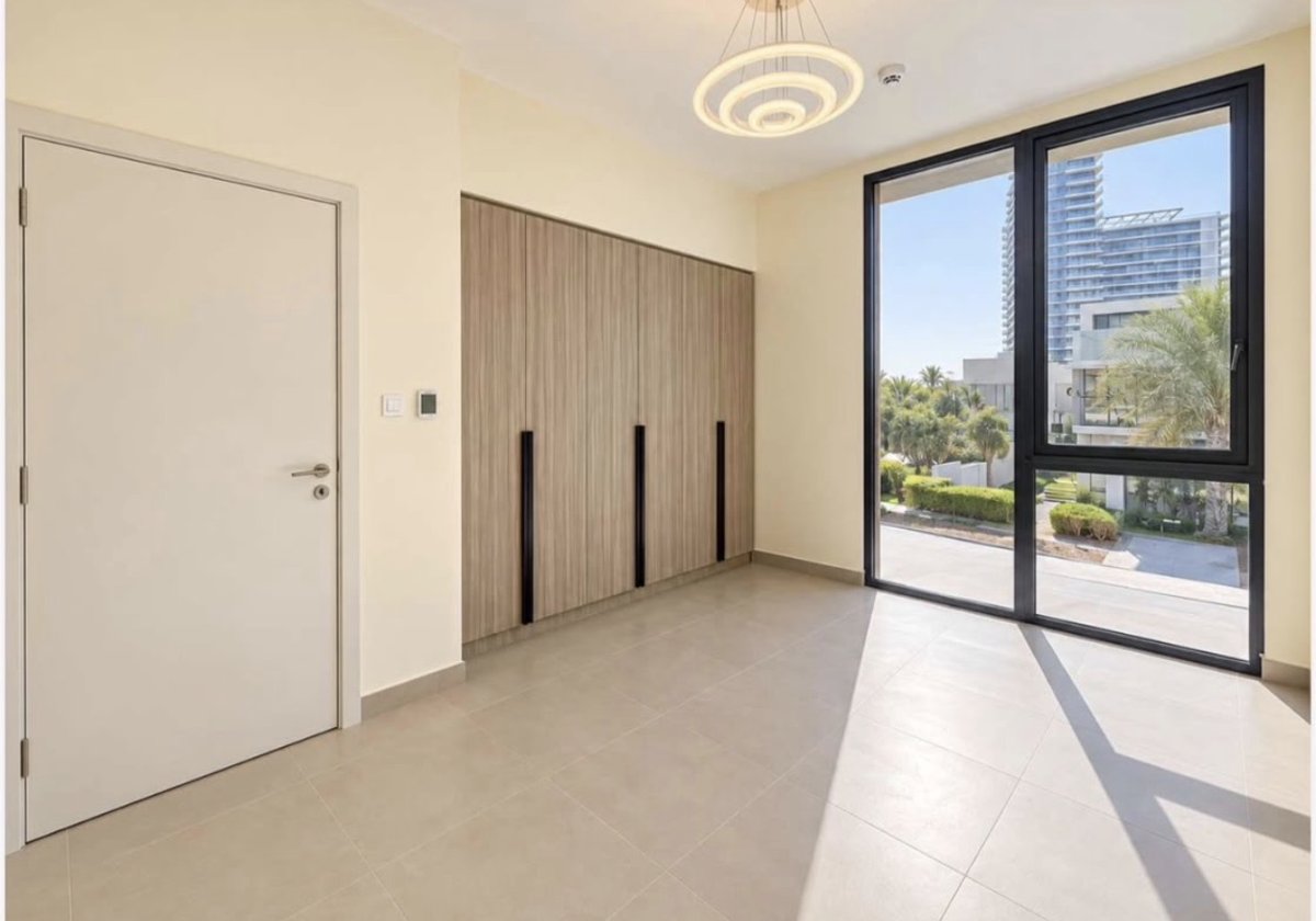 Club Villas | 4BR + Maid Golf Course Villa | Dubai Hills Estate presentation photo 6