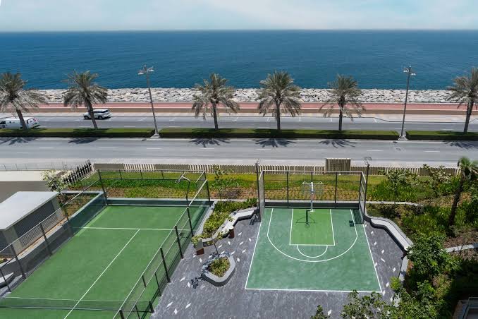 PALM JUMEIRAH | 3 br full sea view | private beach presentation photo 2