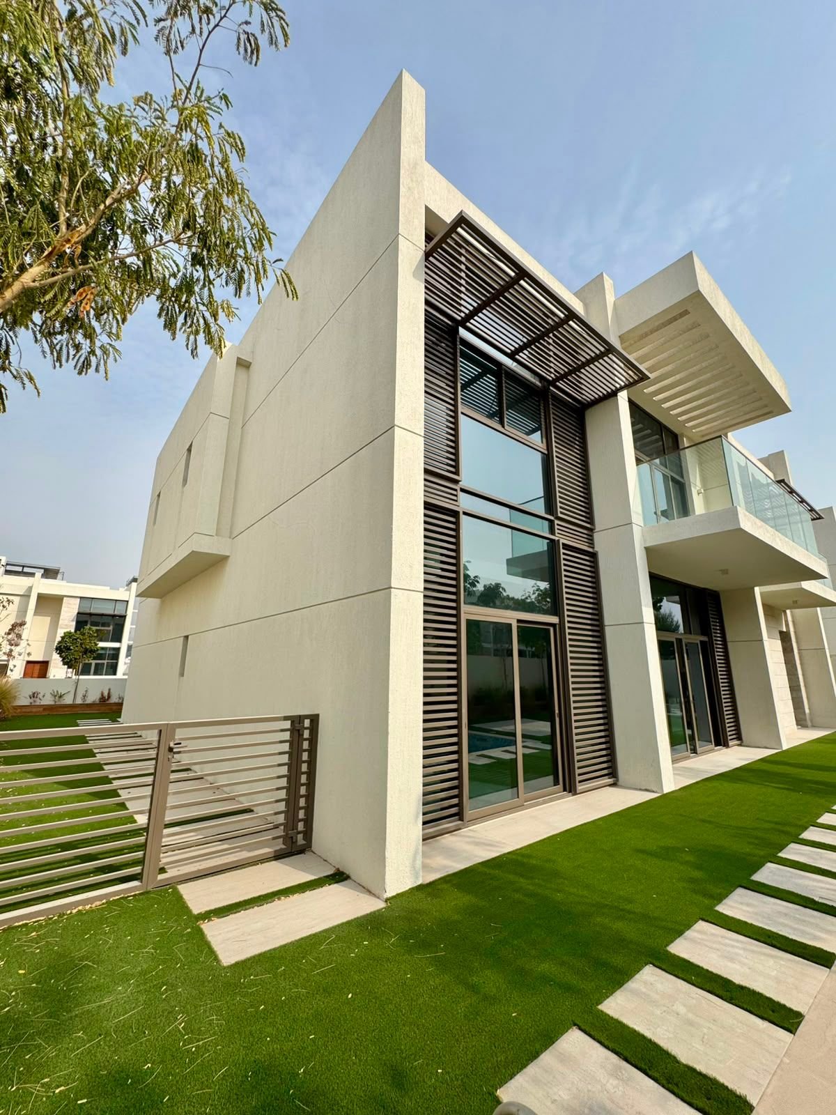LUXURY 5BR + MAID’S | BRAND-NEW VILLA | DISTRICT ONE PHASE 3 | AED 21.5M cover
