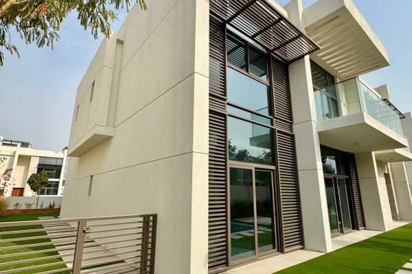 LUXURY 5BR + MAID’S | BRAND-NEW VILLA | DISTRICT ONE PHASE 3 | AED 21.5M