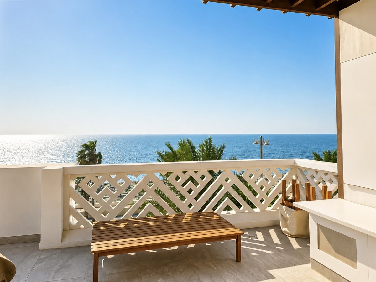 Balqis Residence | 5BR Fully Renovated Corner Villa presentation photo 2