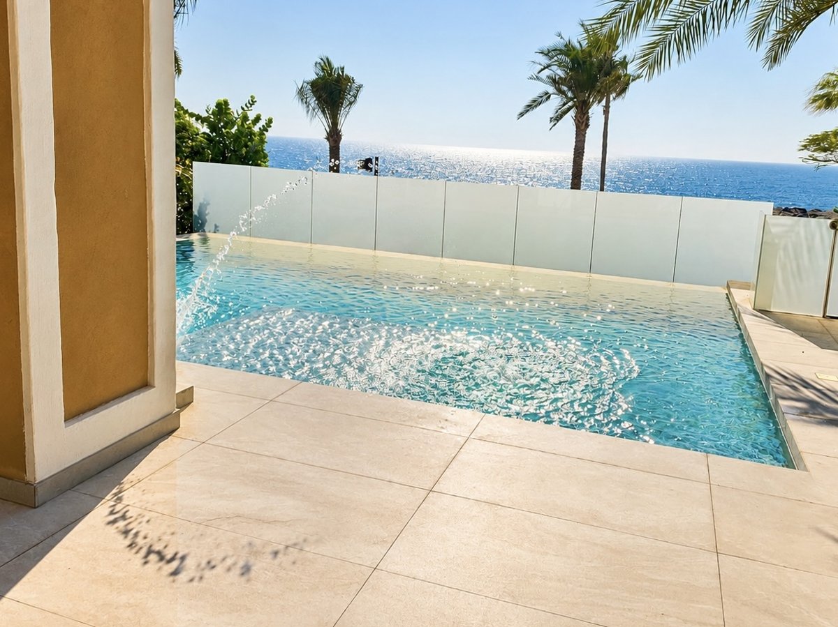 Balqis Residence | 5BR Fully Renovated Corner Villa presentation photo 4