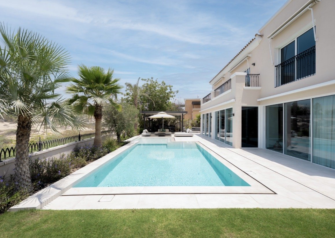 5BR Fully Renovated Golf Course Villa | Mirador presentation photo 5
