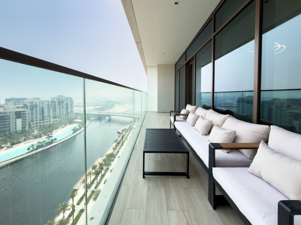 Palace Residences | Water & Burj Khalifa View presentation photo 9