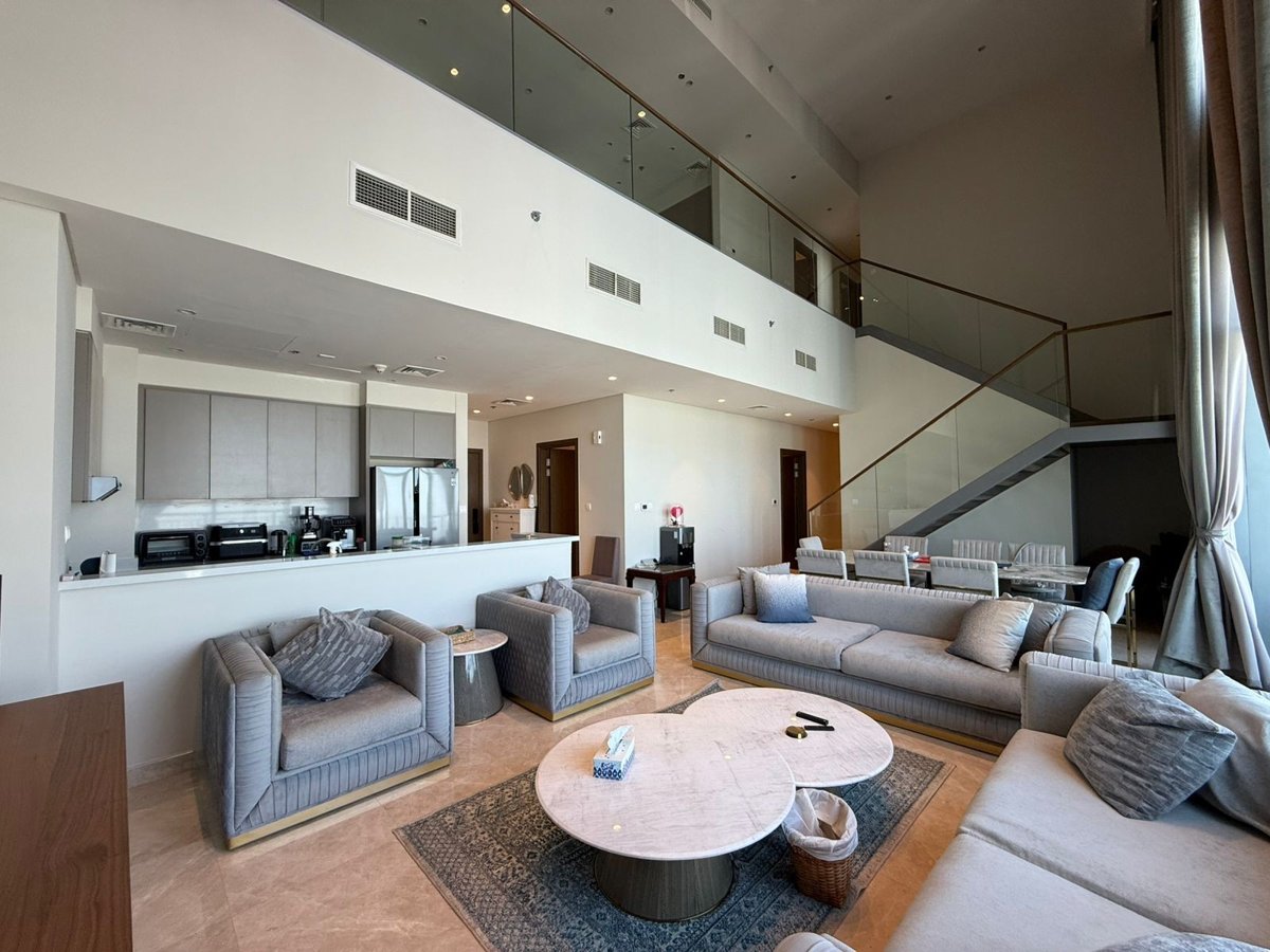 Penthouse - Duplex IN HARBOUR VIEWS presentation photo 4