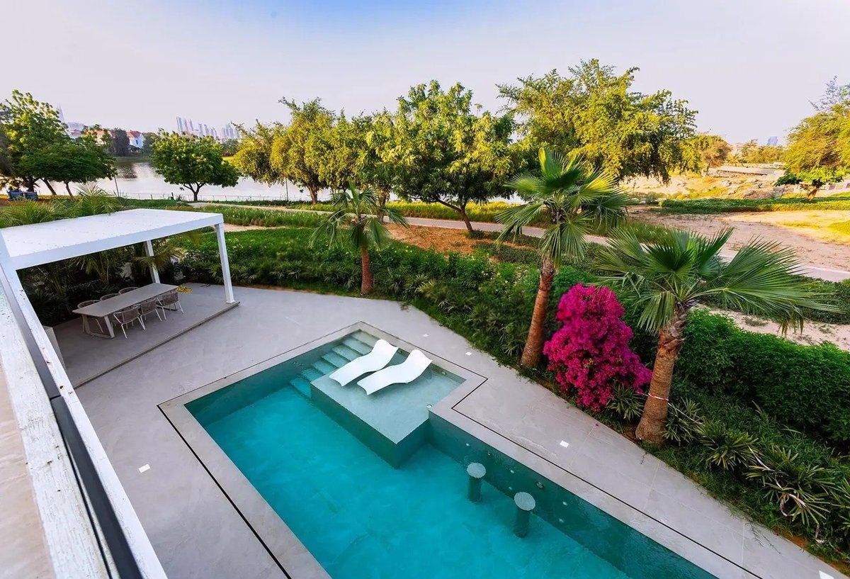 Ultra-Luxury Upgraded 5BR Villa cover