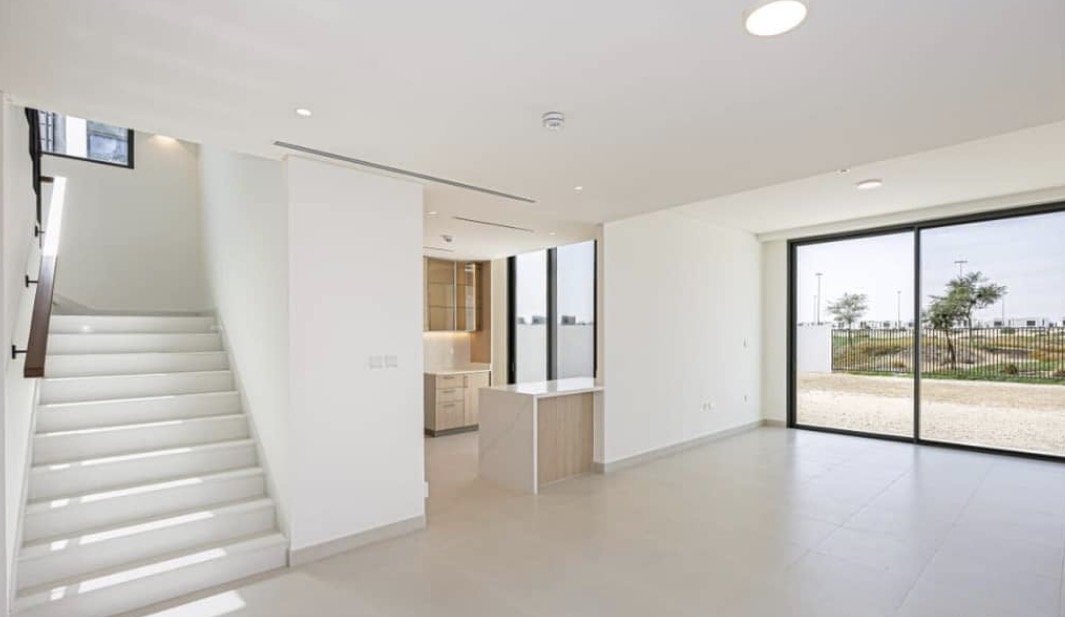 4BR | FAIRWAYS VILLAS 2 – EMAAR SOUTH presentation photo 2