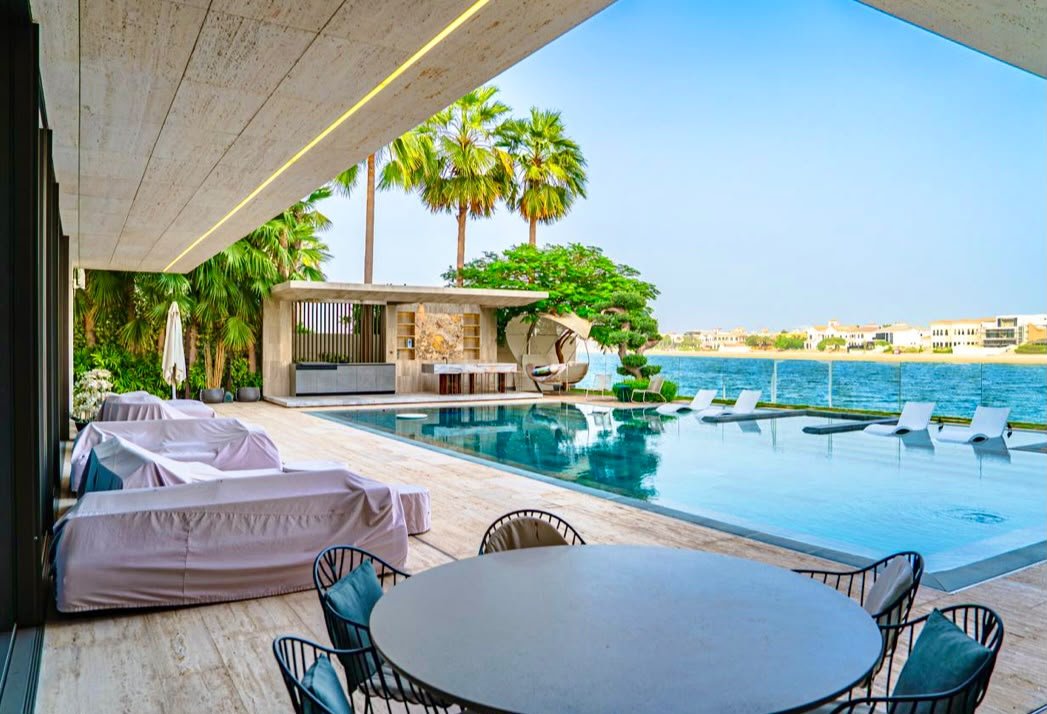 6BR LUXURY VILLA | PALM JUMEIRAH | ROYAL ATLANTIS VIEW presentation photo 6